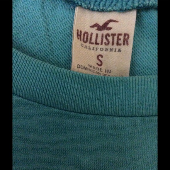 Hollister Shirt - Picture 2 of 2