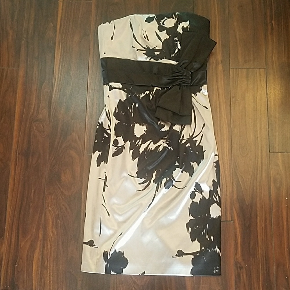 White house black market cocktail dress