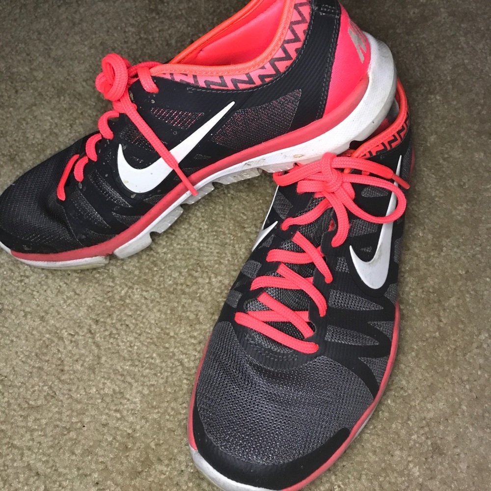 Nike Running 🏃 Shoes