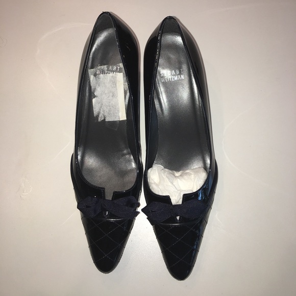 Stuart Weitzman navy size 8.5 heels - Picture 3 of 6