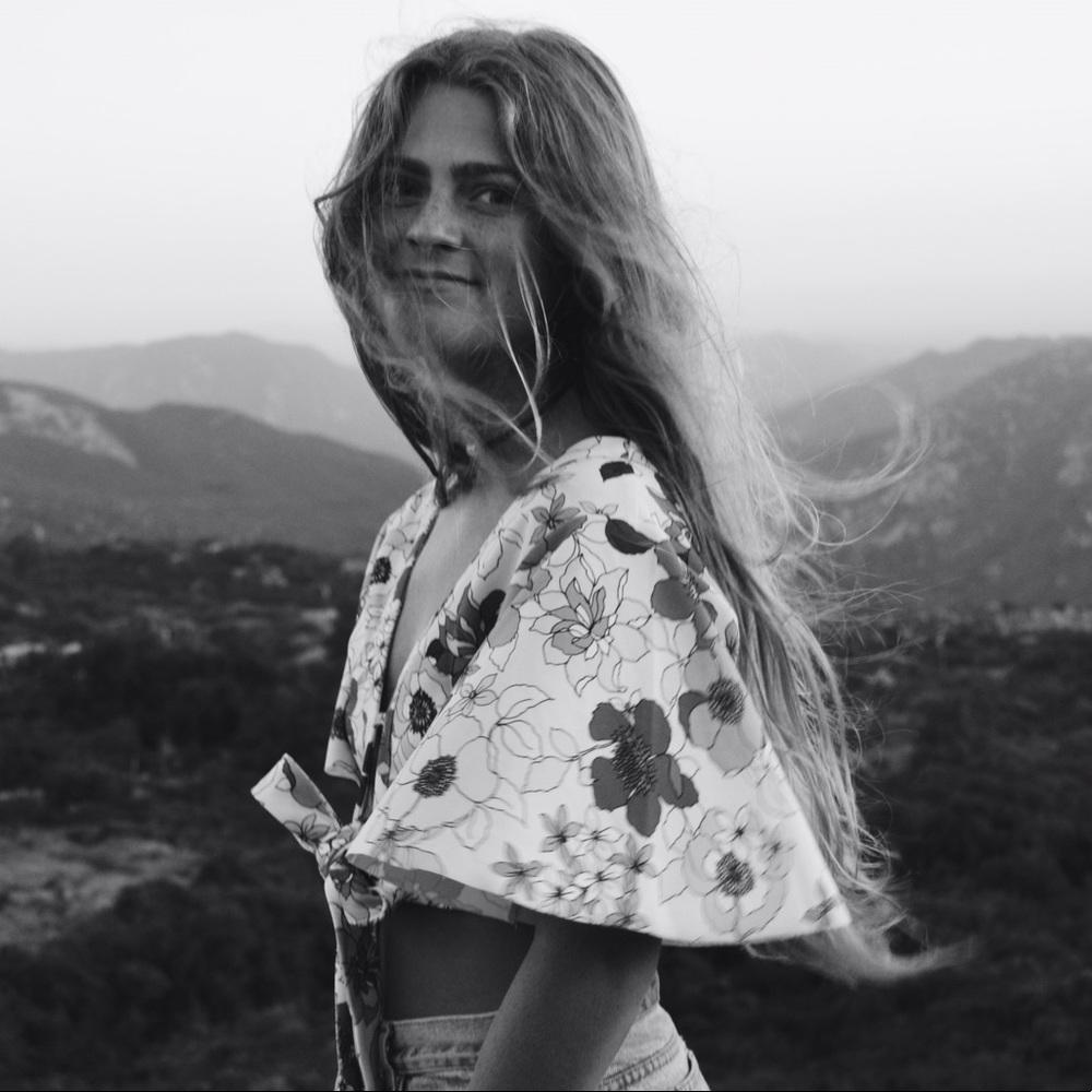 Meet your Posher, Chloe