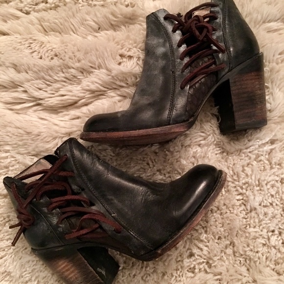 ❌SOLD❌ - Picture 2 of 4