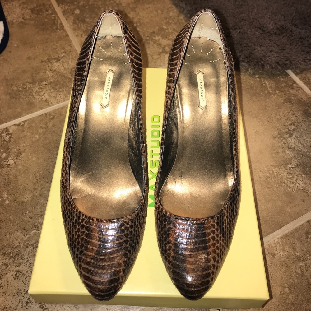 Max Studio Leather Wedges