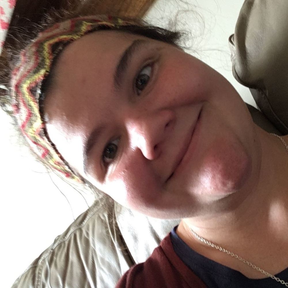 Meet your Posher, Cara