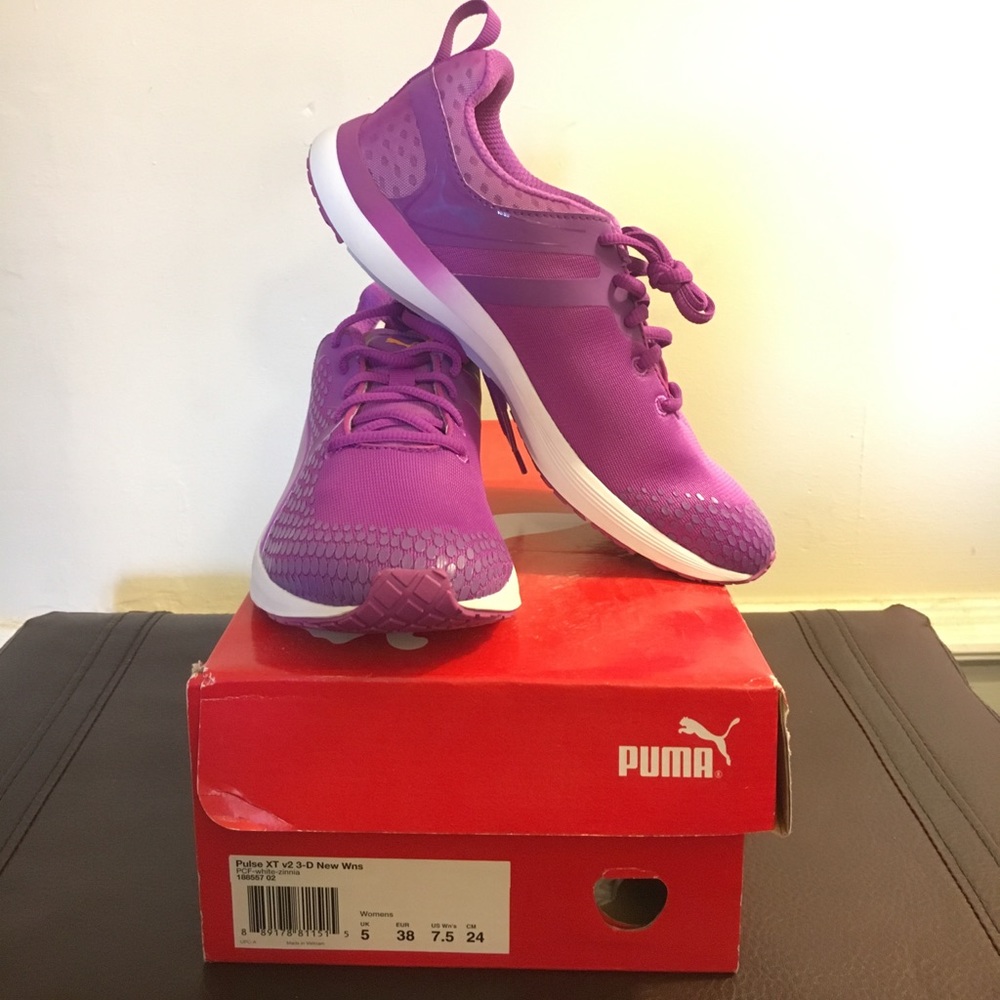 Puma Pule XT athletic shoe