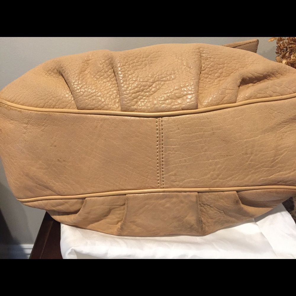 Fendi Hobo Handbag, Nude Color - Picture 4 of 13