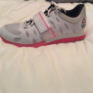 Reebok CrossFit lifters