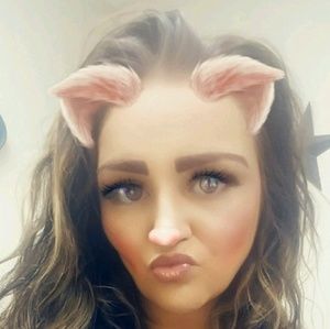 Meet your Posher, Poppy