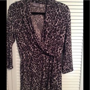 NWOT Chicos Travelers wrap top with peplum