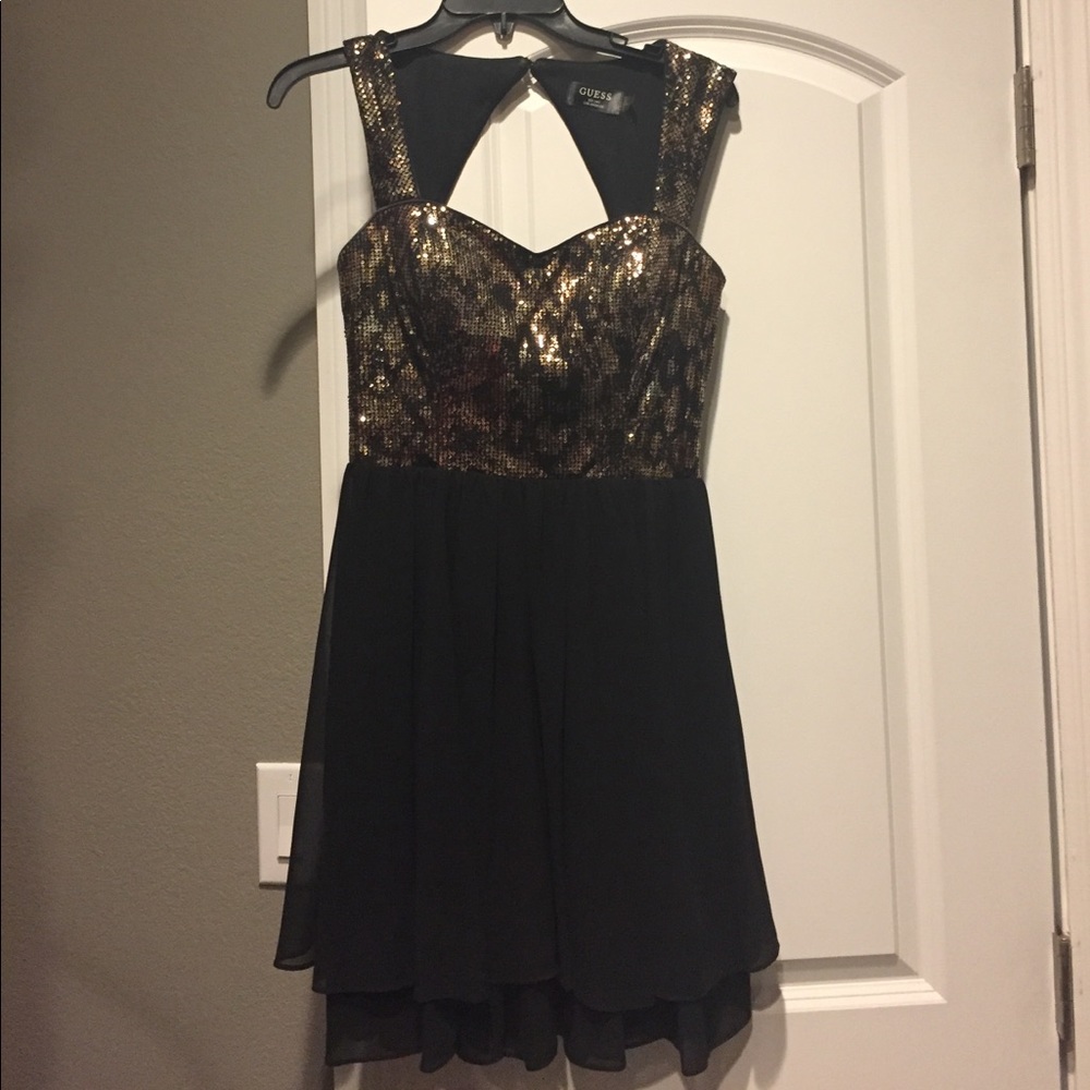 Guess dress size 4