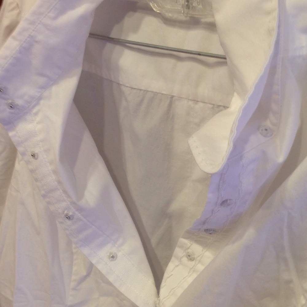 Shirt - Picture 3 of 4