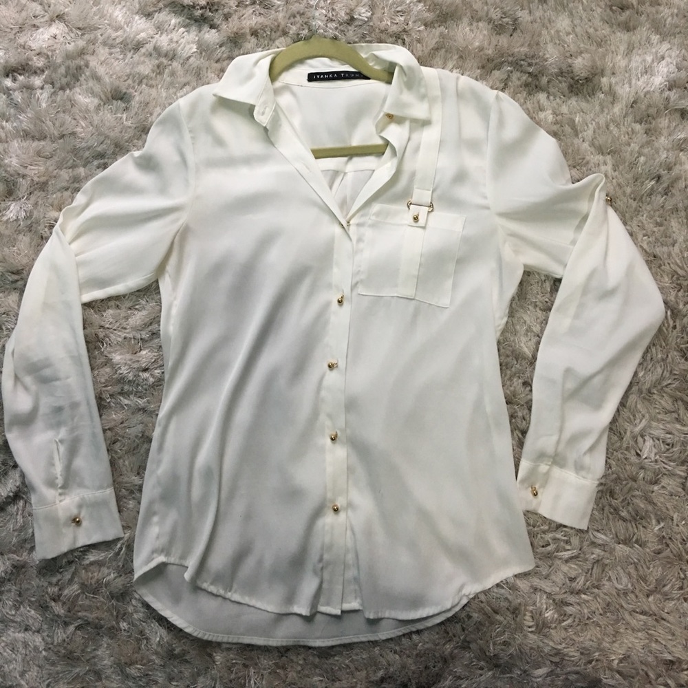 White button down blouse~ Ivanka Trump