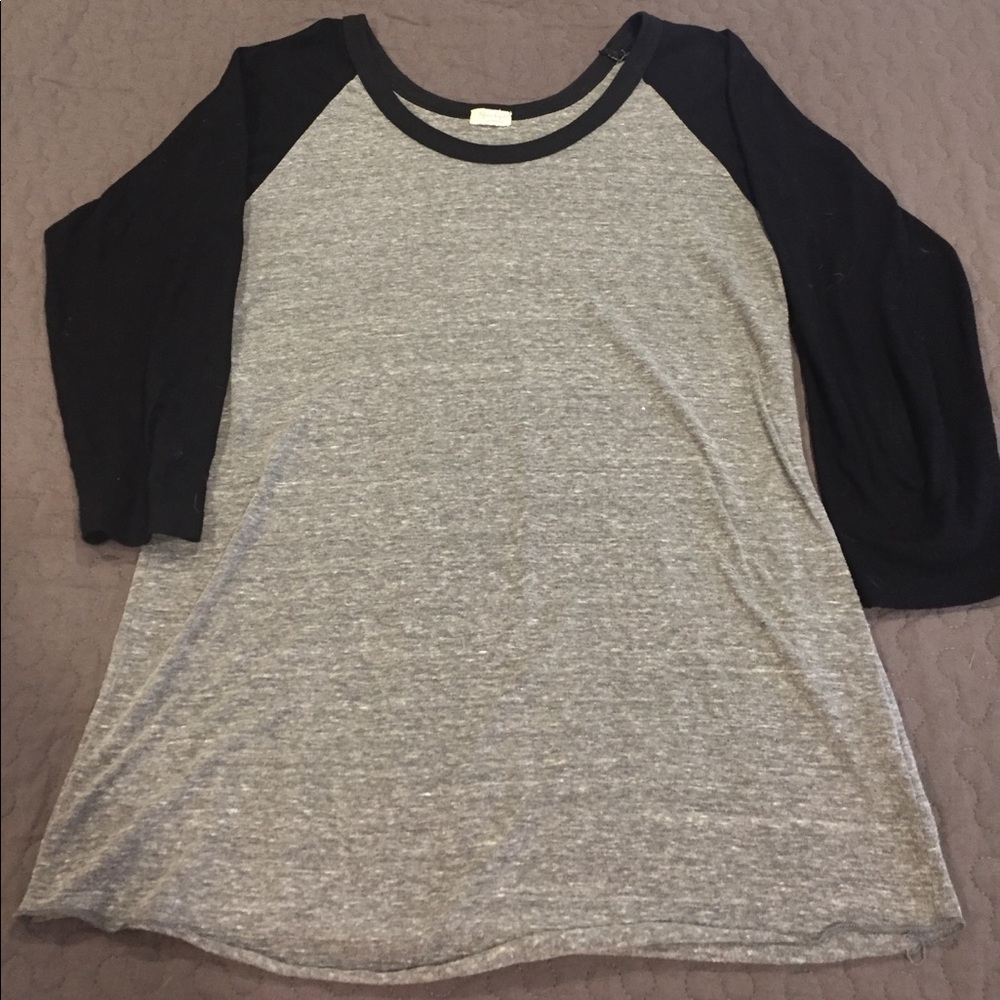 Brandy Melville baseball tank!