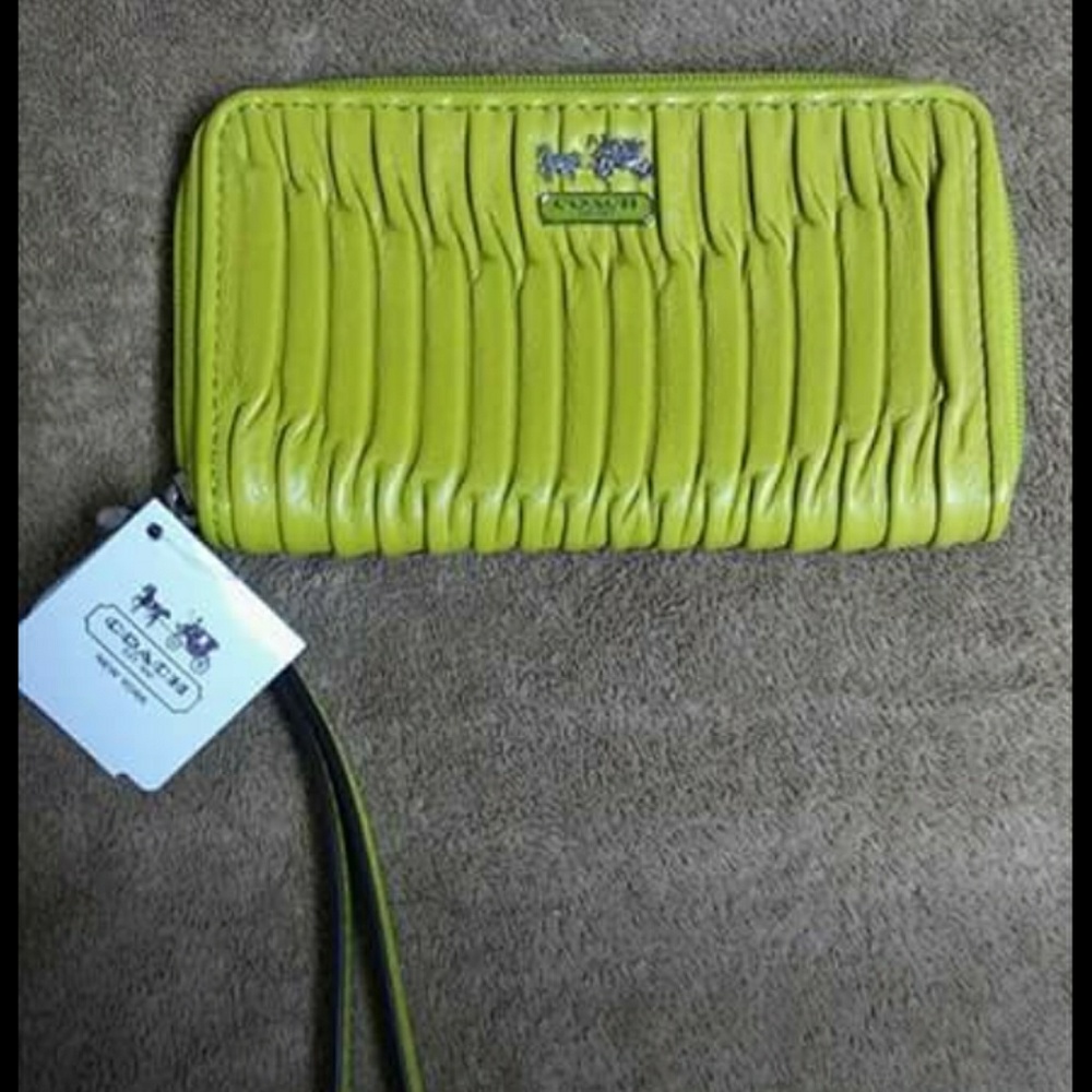 Authentic Coach Wristlit