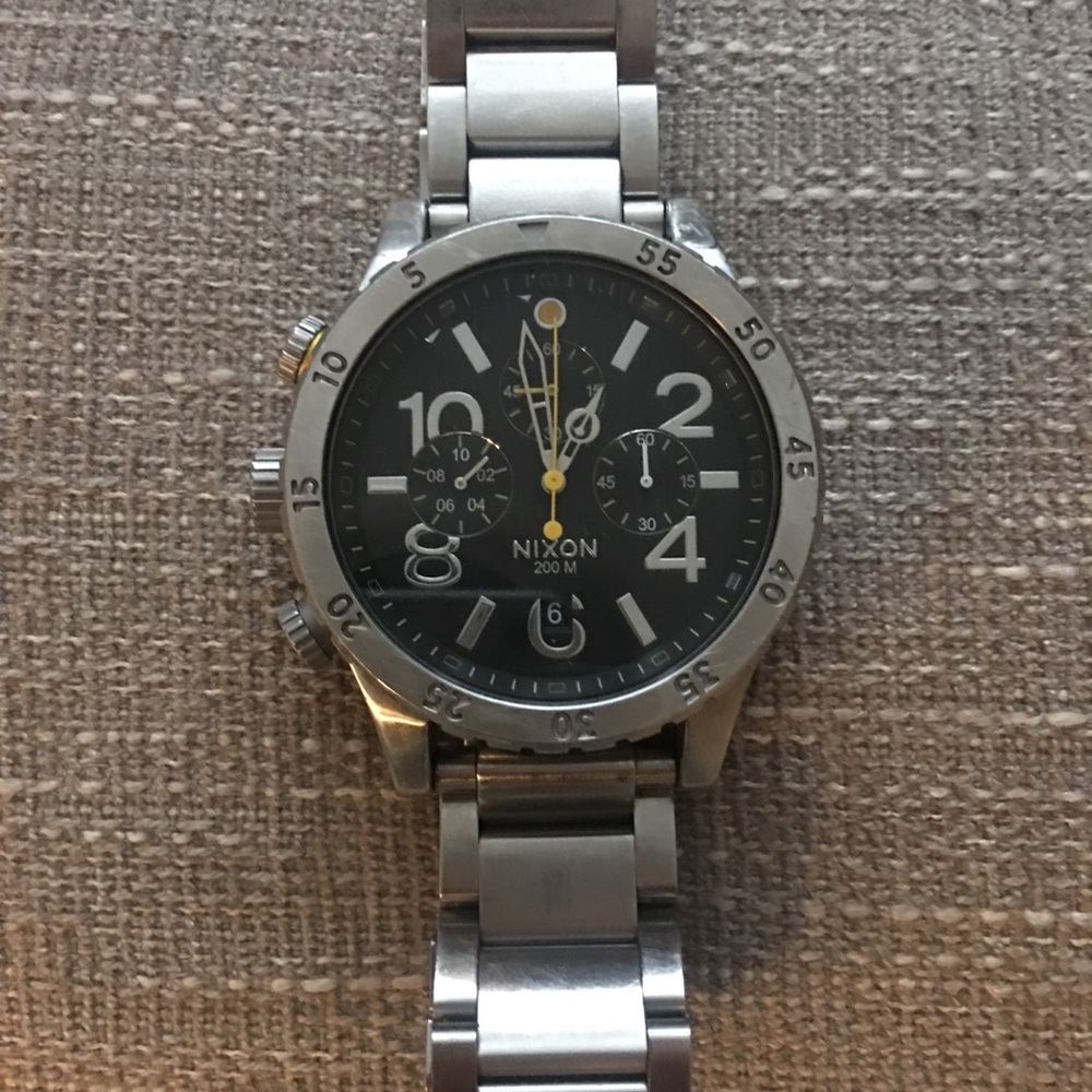 Nixon 48-20 Chrono