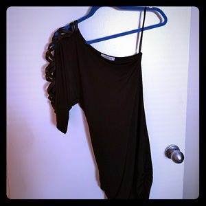 Arden B one shoulder black tunic