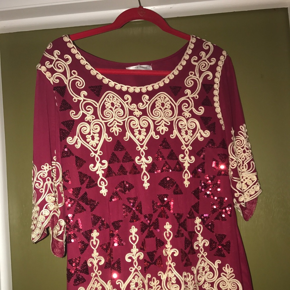 Beautiful ladies blouse/tunic