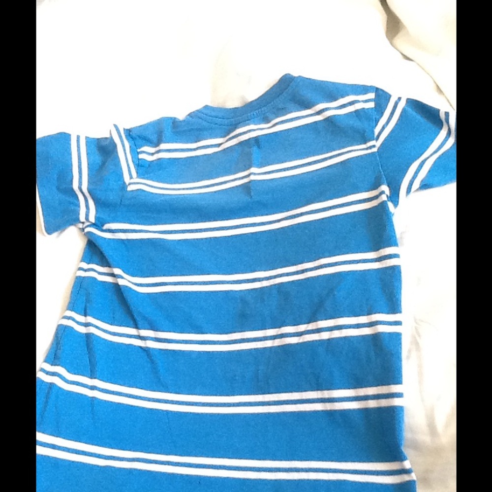 I am selling Shirt - Picture 2 of 4