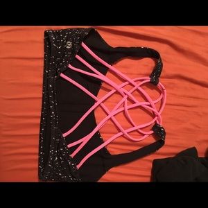 Lulu lemon sports bra