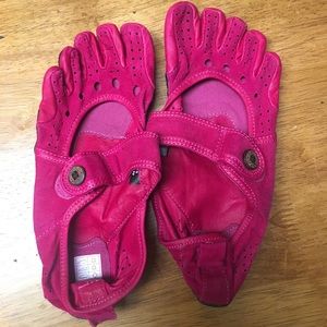 Vibrant Fivefingers Shoes