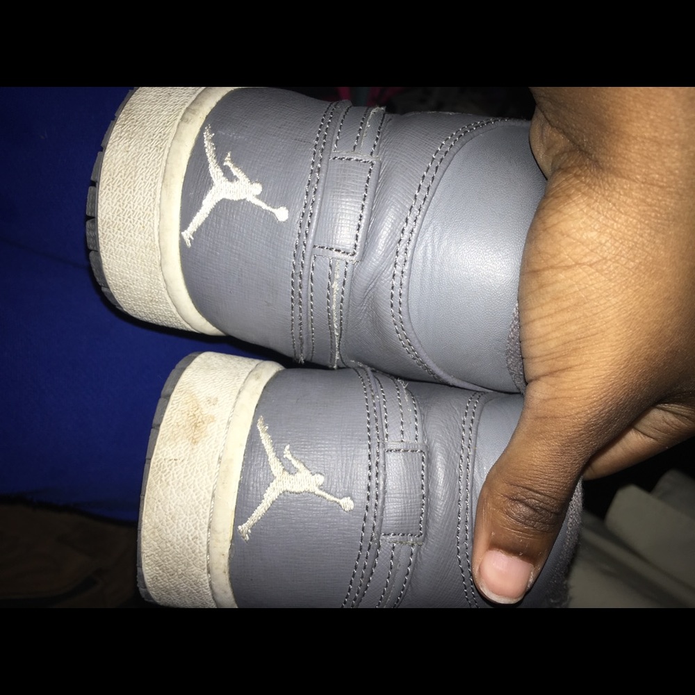 Nike gray air Jordan’s