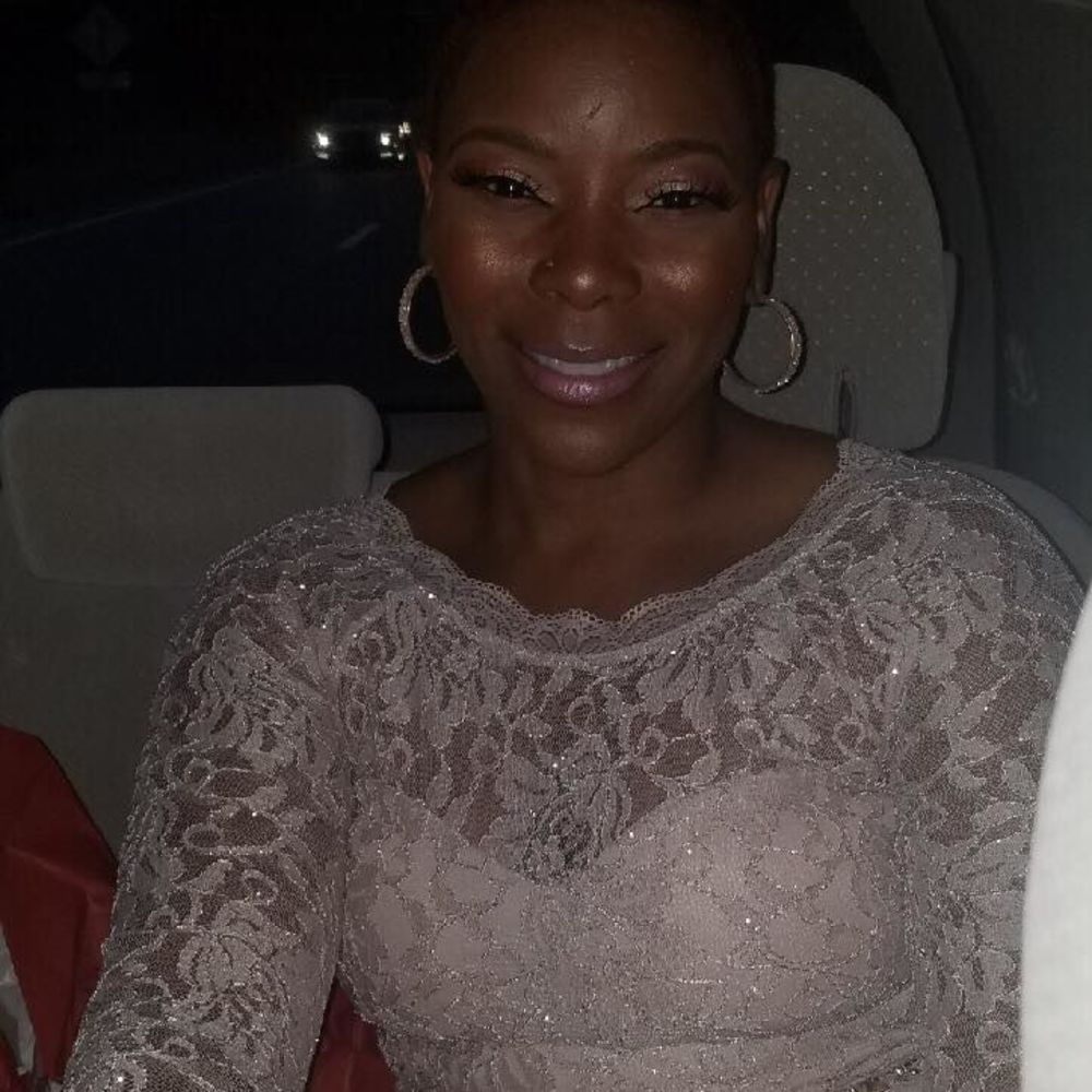 Meet your Posher, Sonya