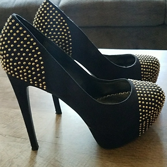 Bebe Size 7 Shoes - Picture 2 of 8