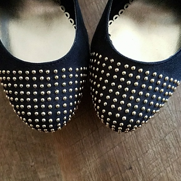 Bebe Size 7 Shoes - Picture 4 of 8