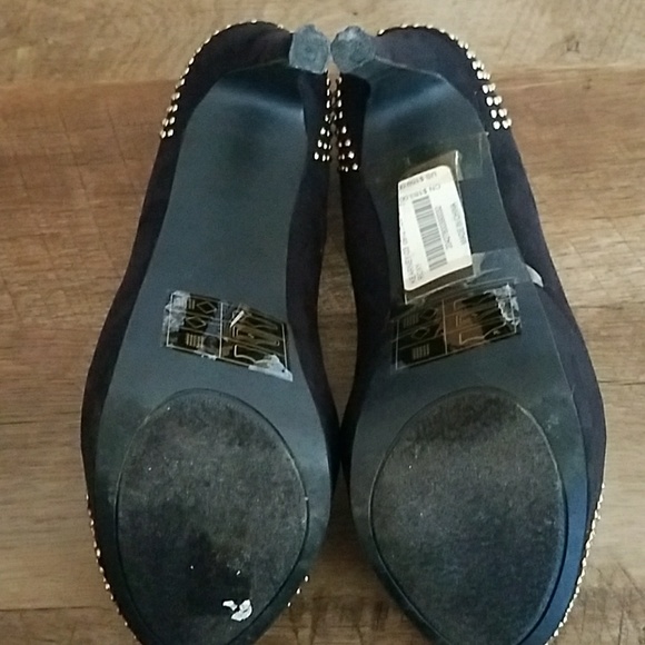 Bebe Size 7 Shoes - Picture 7 of 8