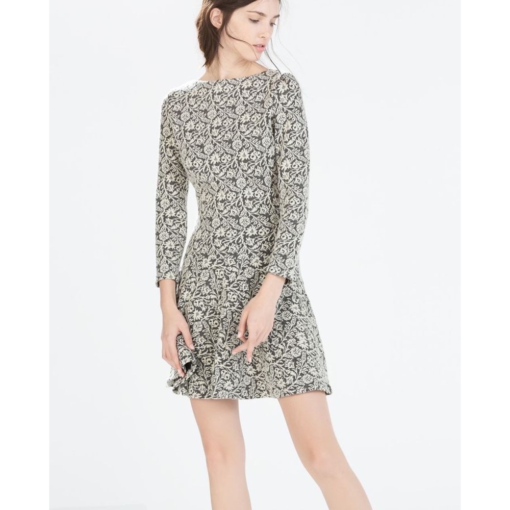 ✨Zara Gray Jacquard Flared Mini Dress Small✨