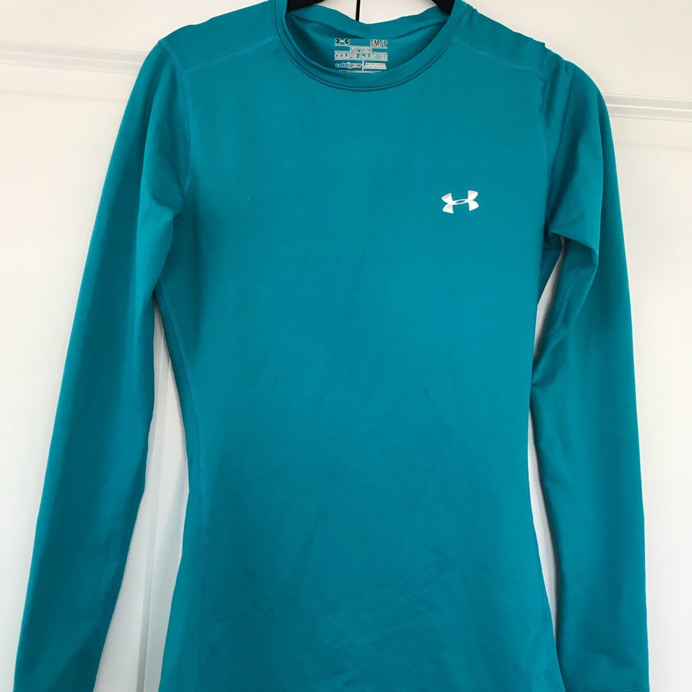 Teal Under Armour shirt
