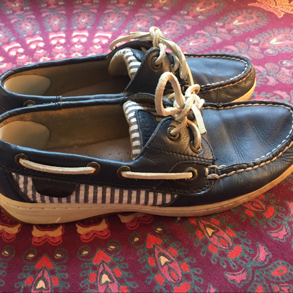 SPERRY BOAT SHOES