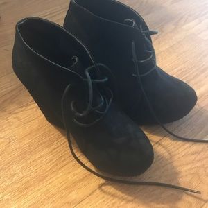 Elle Wedge Booties