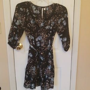 LC Lauren Conrad Chiffon Dress