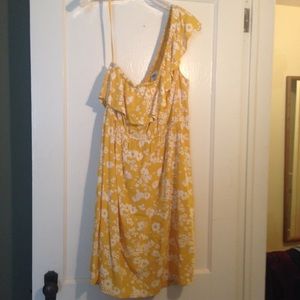 Yellow One Shouldered Dress, Old Navy, Sz. Large