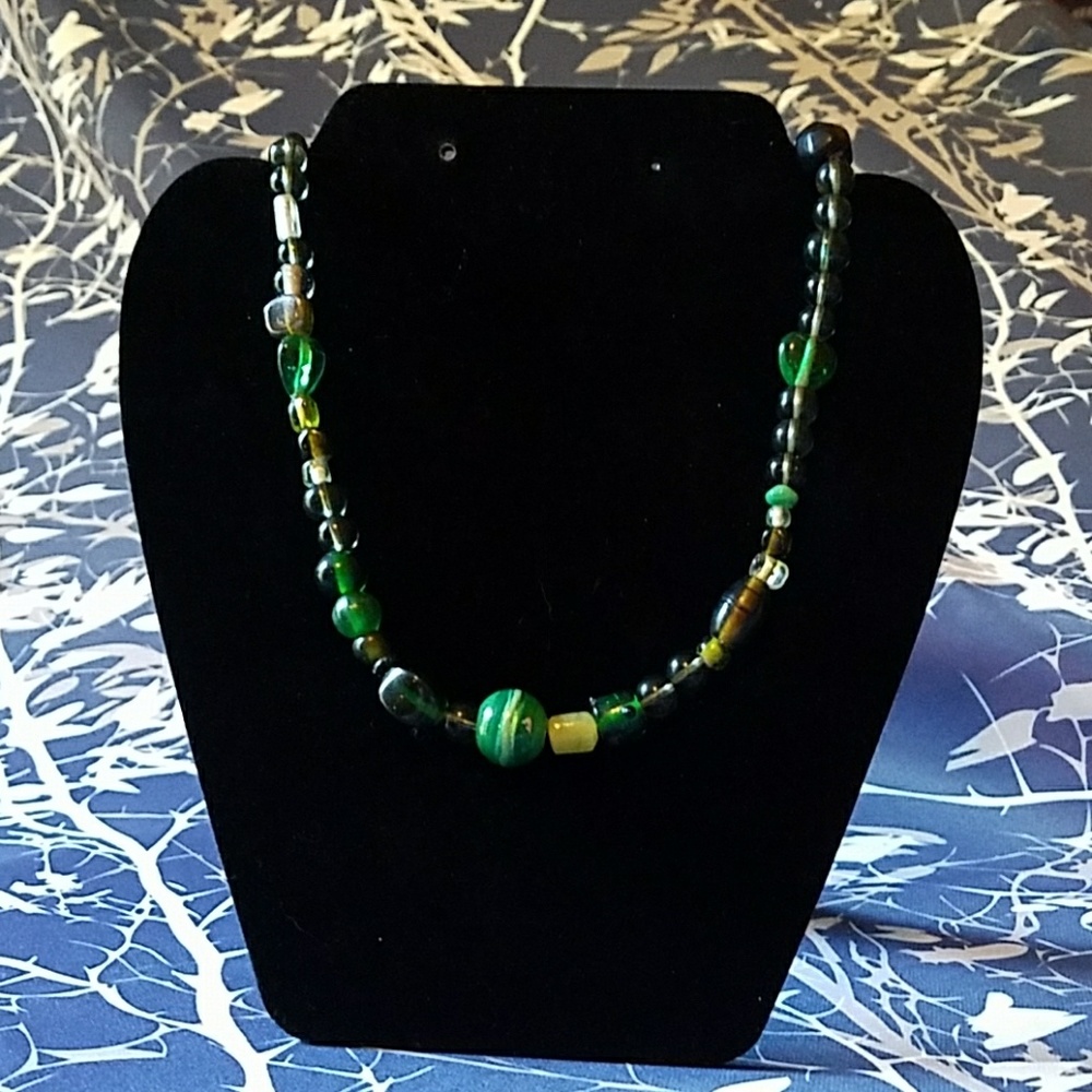 "Green With Envy" Glass Bead Necklace 17"
