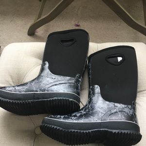 Kids Waterproof Boots - Cat and Jack - Size 1