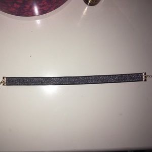 Choker necklace