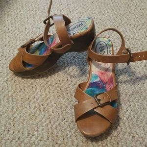 Girls sandal wedges