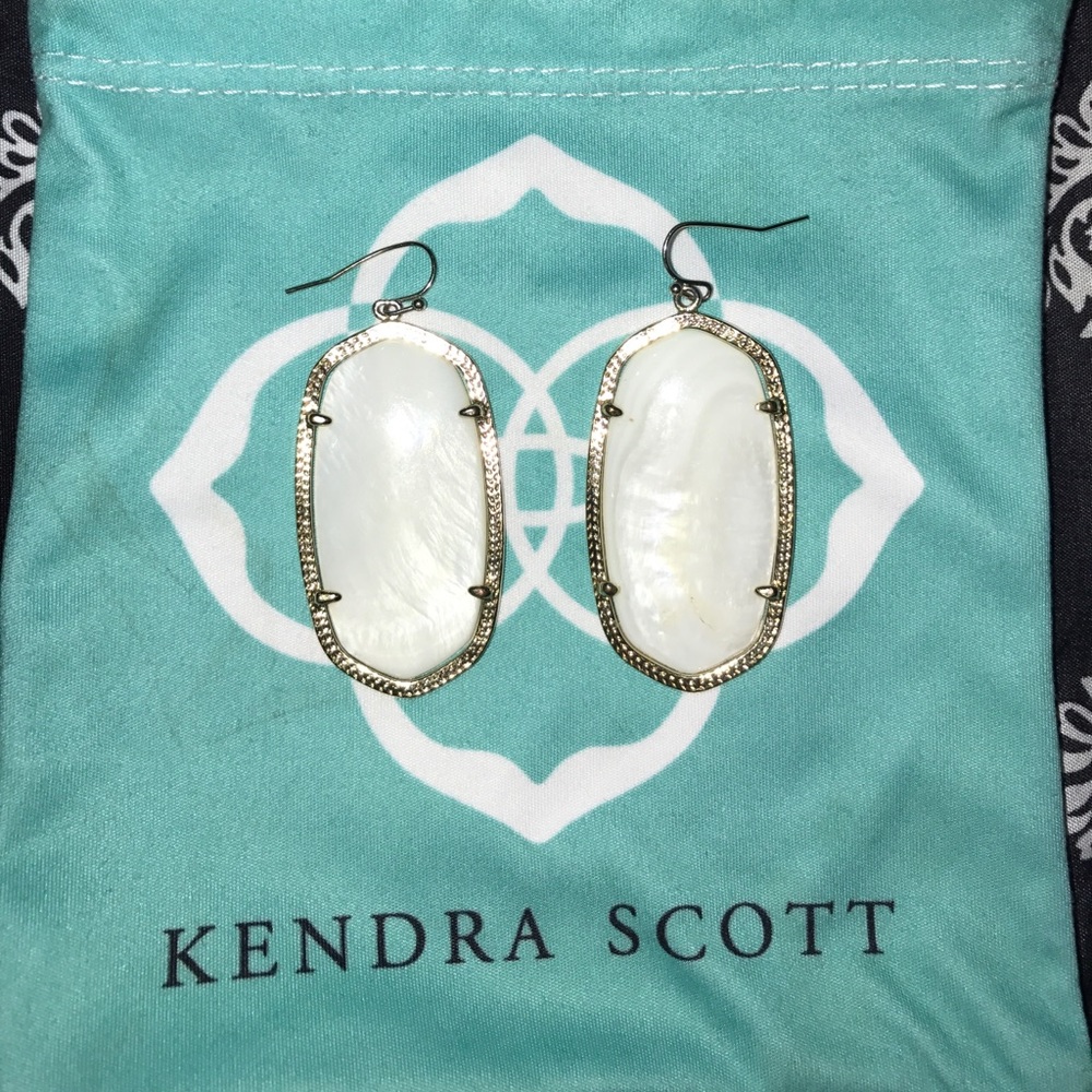 Kendra Scott earrings, Ivory Pearl white and gold!