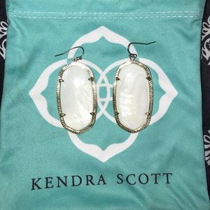 Kendra Scott earrings, Ivory Pearl white and gold!