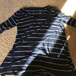 NWOT Gap Lux tee navy and white