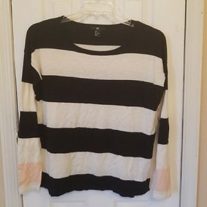 Long sleeve stripped sweater