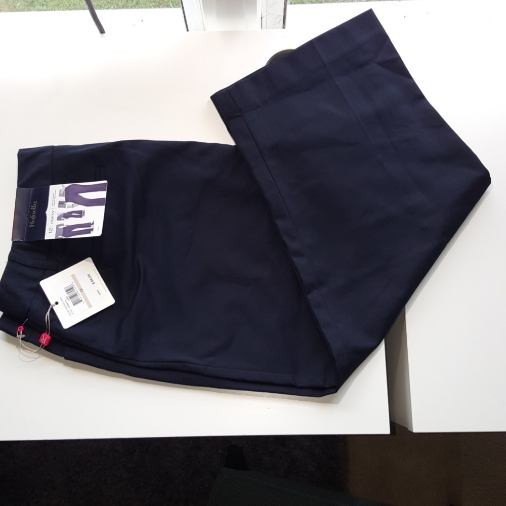 NWT Dress Capris