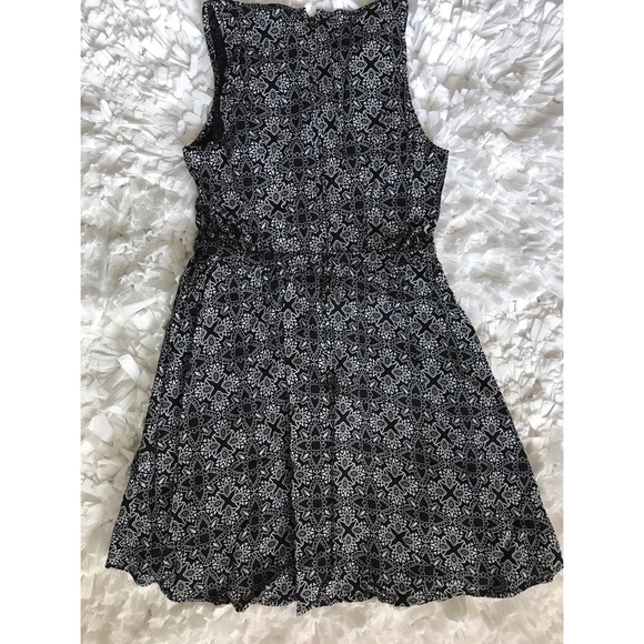 H&M Dress - Picture 2 of 5