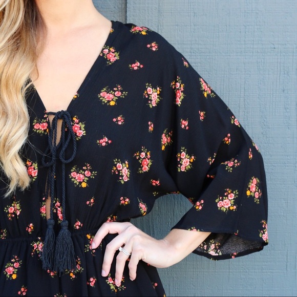 black floral romper - Picture 6 of 6