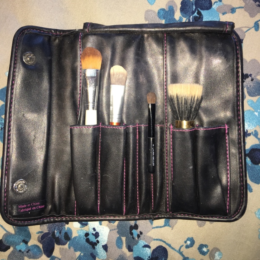 Makeup brush kit