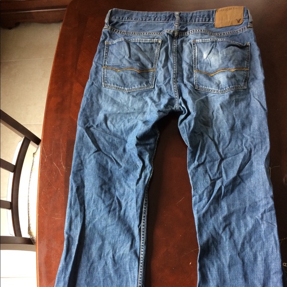 Low rise American Eagle sz 31/30 distressed jean - Picture 2 of 2