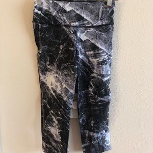 Cropped Nike workout tights