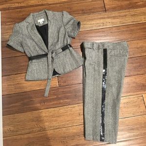 Loft by Ann Taylor Blazer and Capris set